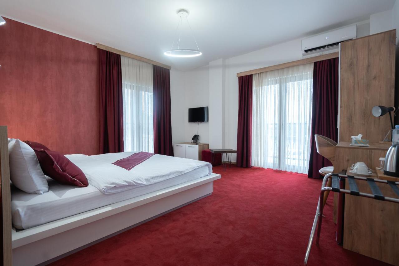 Austrian Palace Hotel スコピエ エクステリア 写真