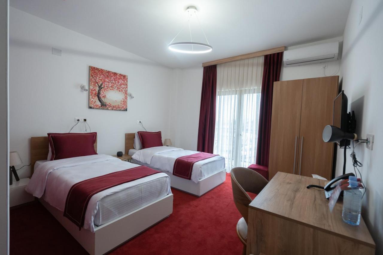 Austrian Palace Hotel スコピエ エクステリア 写真